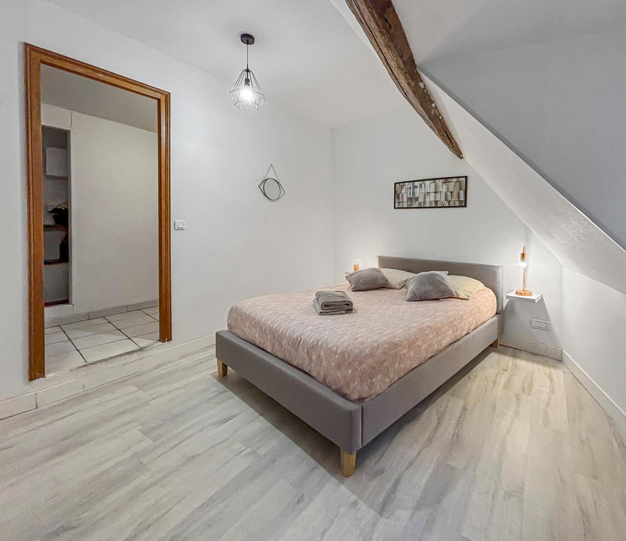 Spacieux & Lumineux Avec Smart Tv Et Wi-Fi Rapide ทรัวส์ ภายนอก รูปภาพ